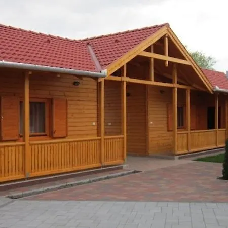 Cserkeszoloszallasok-hoforrasszallasok Cserkeszolo