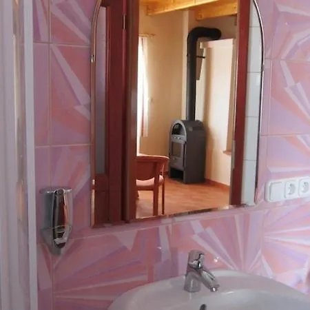 Apartment Cserkeszoloszallasok-hoforrasszallasok