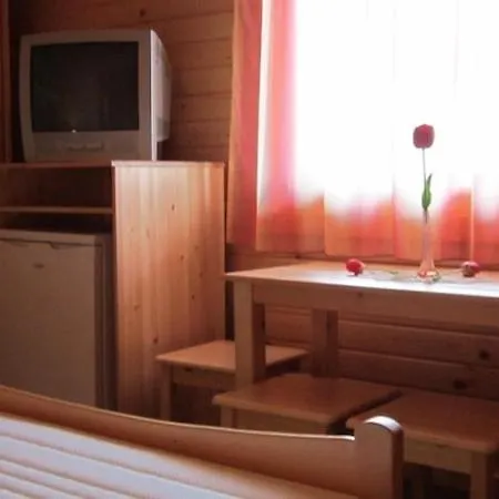 Cserkeszoloszallasok-hoforrasszallasok Apartment Cserkeszolo