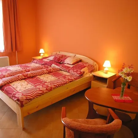 Cserkeszoloszallasok-hoforrasszallasok Apartment *