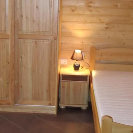 Apartment Cserkeszoloszallasok-hoforrasszallasok Cserkeszolo